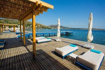 هتل The Marmara Bodrum  Adult Only