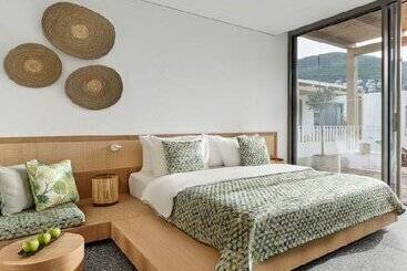 هتل Voyage Torba