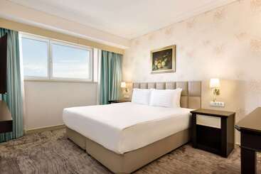 هتل Wyndham Tashkent