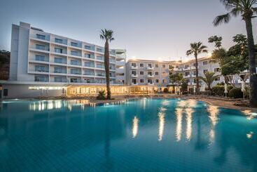 Narcissos Waterpark Resort