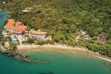 استراحتگاه Bahia Principe Grand Samana