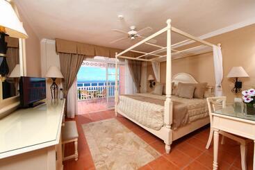 استراحتگاه Bahia Principe Grand Samana