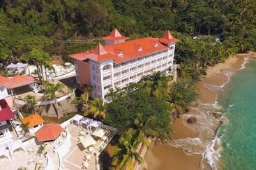 استراحتگاه Bahia Principe Grand Samana