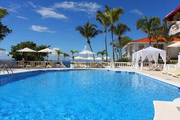 استراحتگاه Bahia Principe Grand Samana