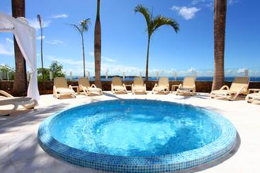 استراحتگاه Bahia Principe Grand Samana