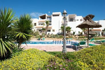 Apartamentos Blanco Sol - Cala Vadella