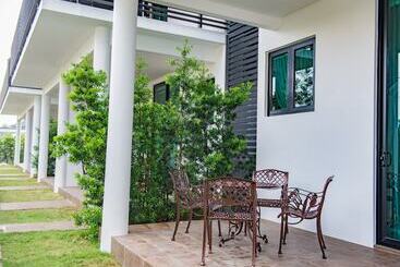 هتل Hermitage Boutique House