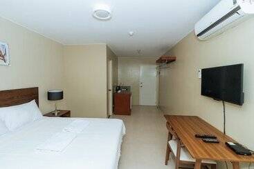 هتل Reddoorz Near Osmena Highway 1