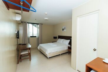 هتل Reddoorz Near Osmena Highway 1
