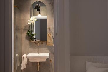 تختخواب و صبحانه Magnolia Boutique Rooms