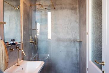 تختخواب و صبحانه Magnolia Boutique Rooms