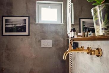 تختخواب و صبحانه Magnolia Boutique Rooms