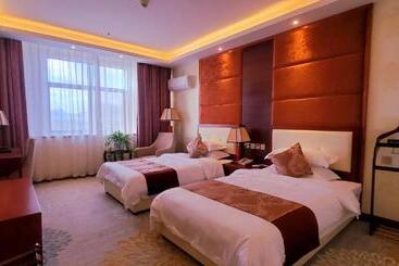 Golden Peacock Hotel Blantyre