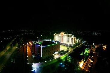 Golden Peacock Hotel Blantyre