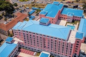 Golden Peacock Hotel Blantyre