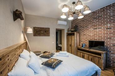 هتل Acsa Inn