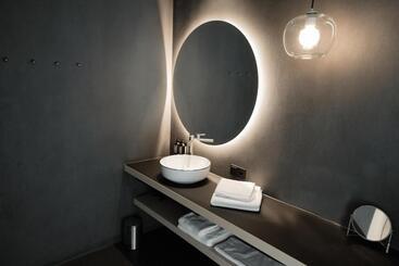 בית מלון כפרי Amrai Suites