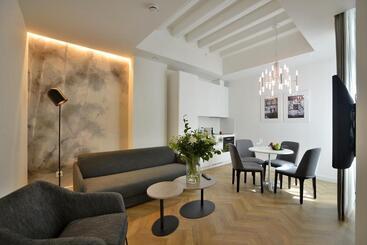 Plaza Mina Suites   Adults Recommended By Luxury Suites Cadiz