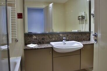 Adina Apartment Hotel Budapest