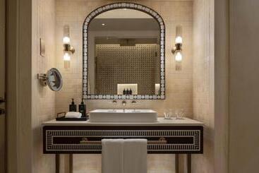 هتل Bab Al Shams, A Rare Finds Desert Resort, Dubai