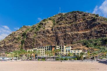 هتل Calheta Beach  Allinclusive  Savoy Signature
