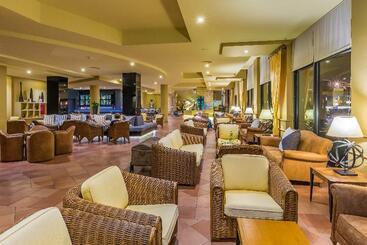 호텔 Calheta Beach  Allinclusive  Savoy Signature