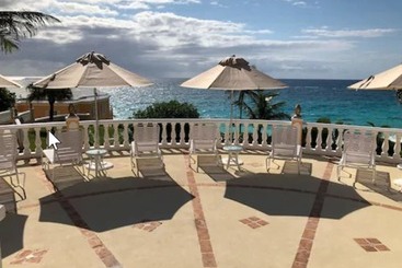 هتل Coco Reef Bermuda