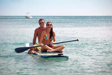 هتل Divi Carina Bay All Inclusive Beach Resort & Casino