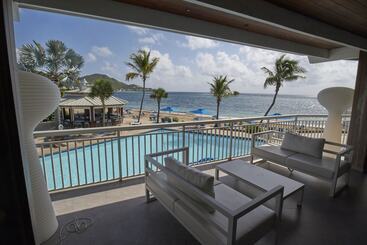 هتل Divi Carina Bay All Inclusive Beach Resort & Casino