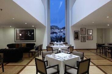 هتل Do Chiado