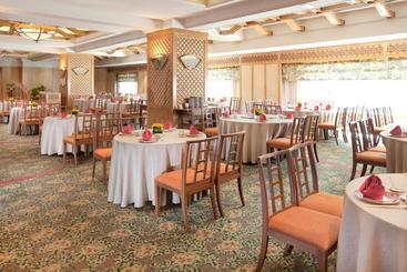 هتل Dorsett Grand Subang