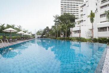 هتل Dorsett Grand Subang