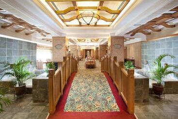 هتل Dorsett Grand Subang