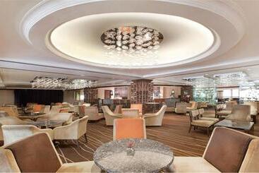 هتل Dorsett Grand Subang