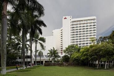 هتل Dorsett Grand Subang