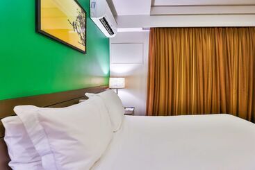 هتل Golden Tulip Goiania Address