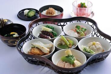 هتل Grand Nikko Awaji