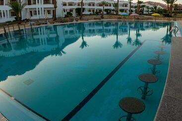 هتل Happy Life Village Dahab