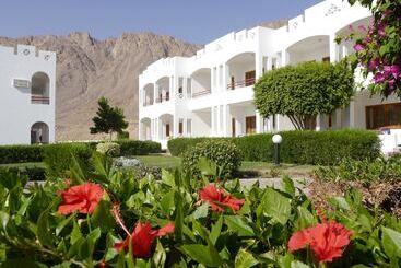 هتل Happy Life Village Dahab
