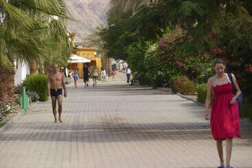 هتل Happy Life Village Dahab
