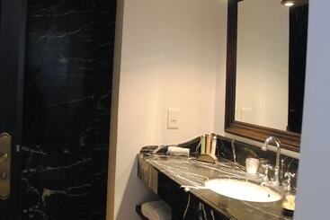 هتل Heure Bleue Palais  Relais & Chateaux