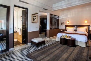 هتل Heure Bleue Palais Relais & Chateaux