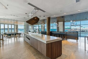 هتل Hilton Auckland