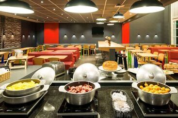 هتل Ibis Campinas