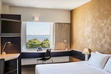 هتل Ibis Rotorua