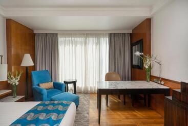 هتل Intercontinental Marine Drive Mumbai, An Ihg