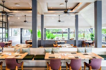 هتل Khaolak Emerald Beach Resort And Spa
