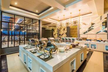 هتل Khaolak Emerald Beach Resort And Spa