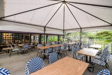 هتل Khaolak Emerald Beach Resort And Spa