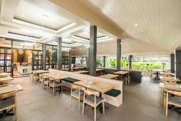 هتل Khaolak Emerald Beach Resort And Spa